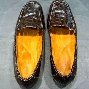 Dark brown croc Natural Soul by Naturalizer loafers size 10.